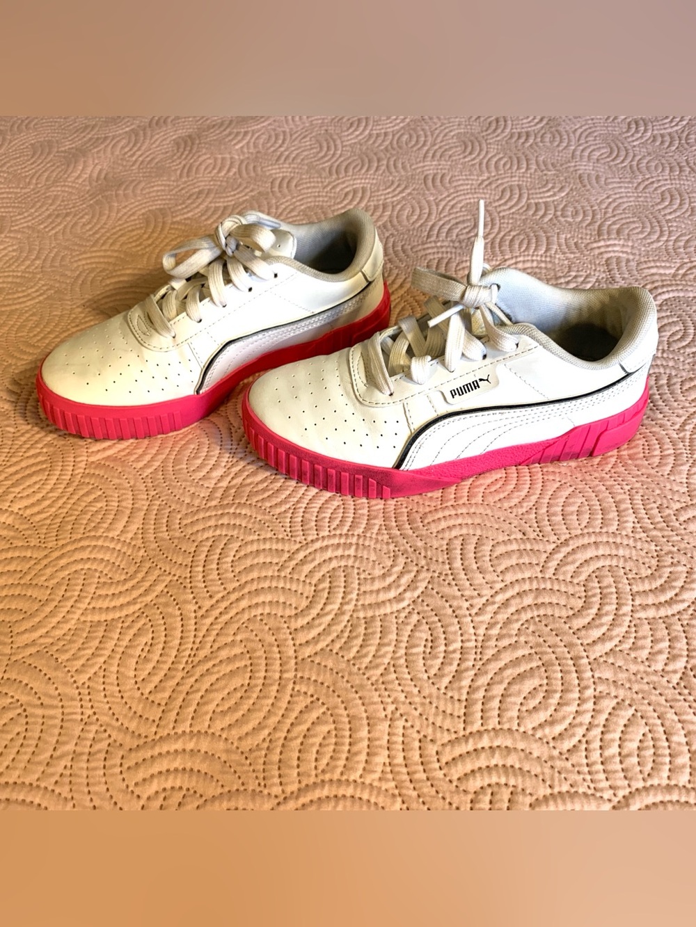 Puma White Sneakers with Hot Pink Platform Sole - Kids Size 3